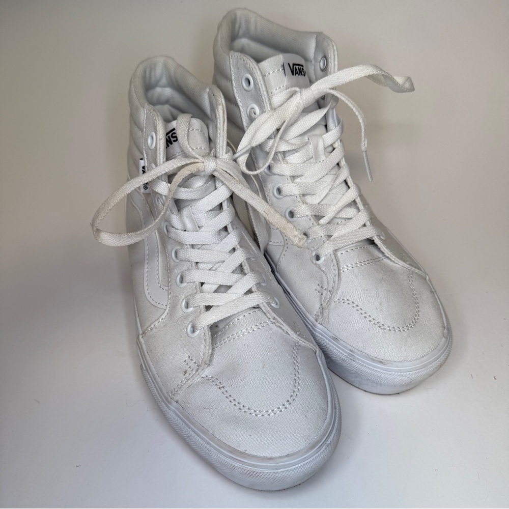 Vans Stackform Old Skool White High-Top Sneakers Women’s Size 9